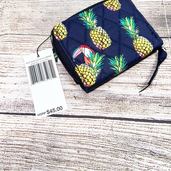 NWT Vera Bradley Navy Pineapple and Toucan RFID Petite Zip Around Quilted Wallet - Picture 2 of 12
